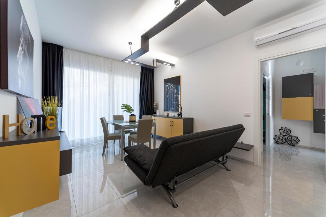Minerva Luxury Town Center , Pool And Parking Apartment Taormina Luaran gambar