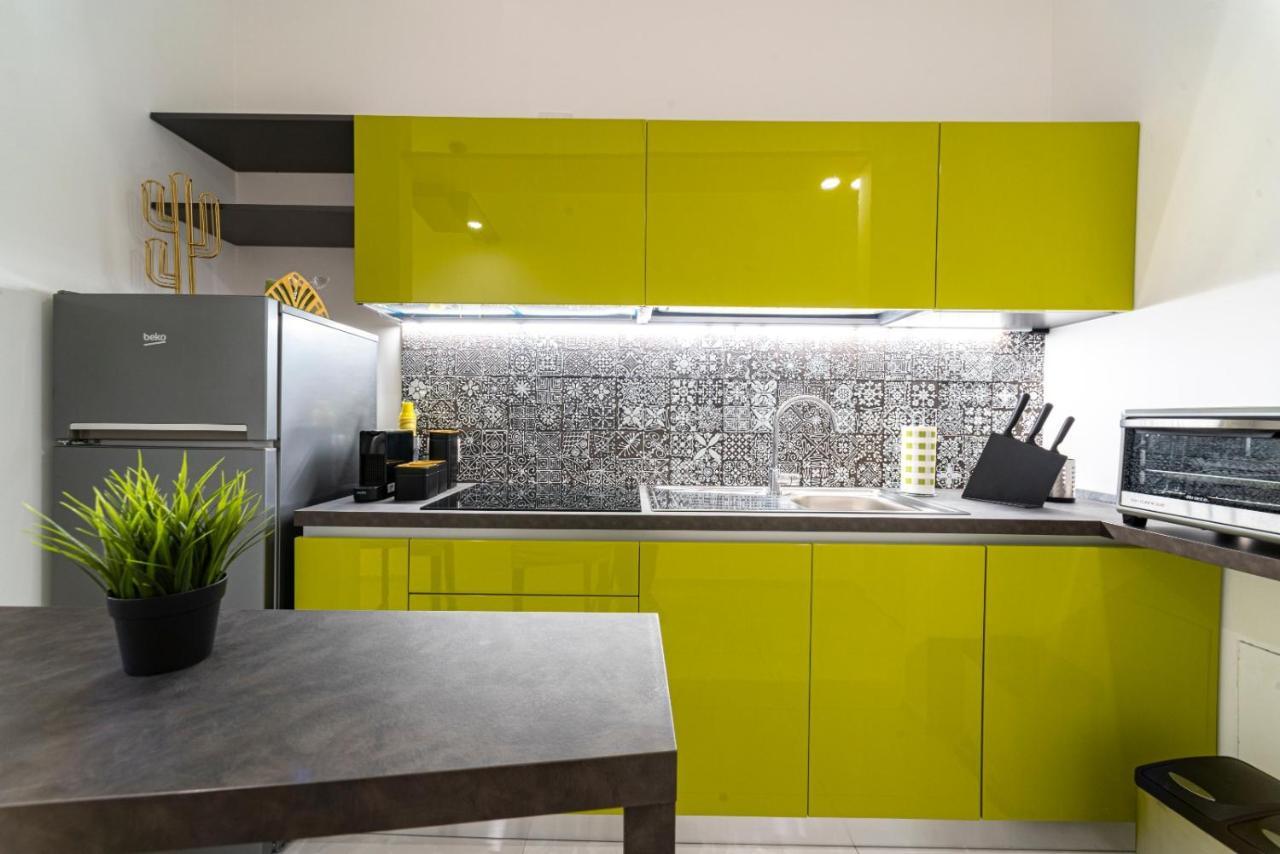 Minerva Luxury Town Center , Pool And Parking Apartment Taormina Luaran gambar