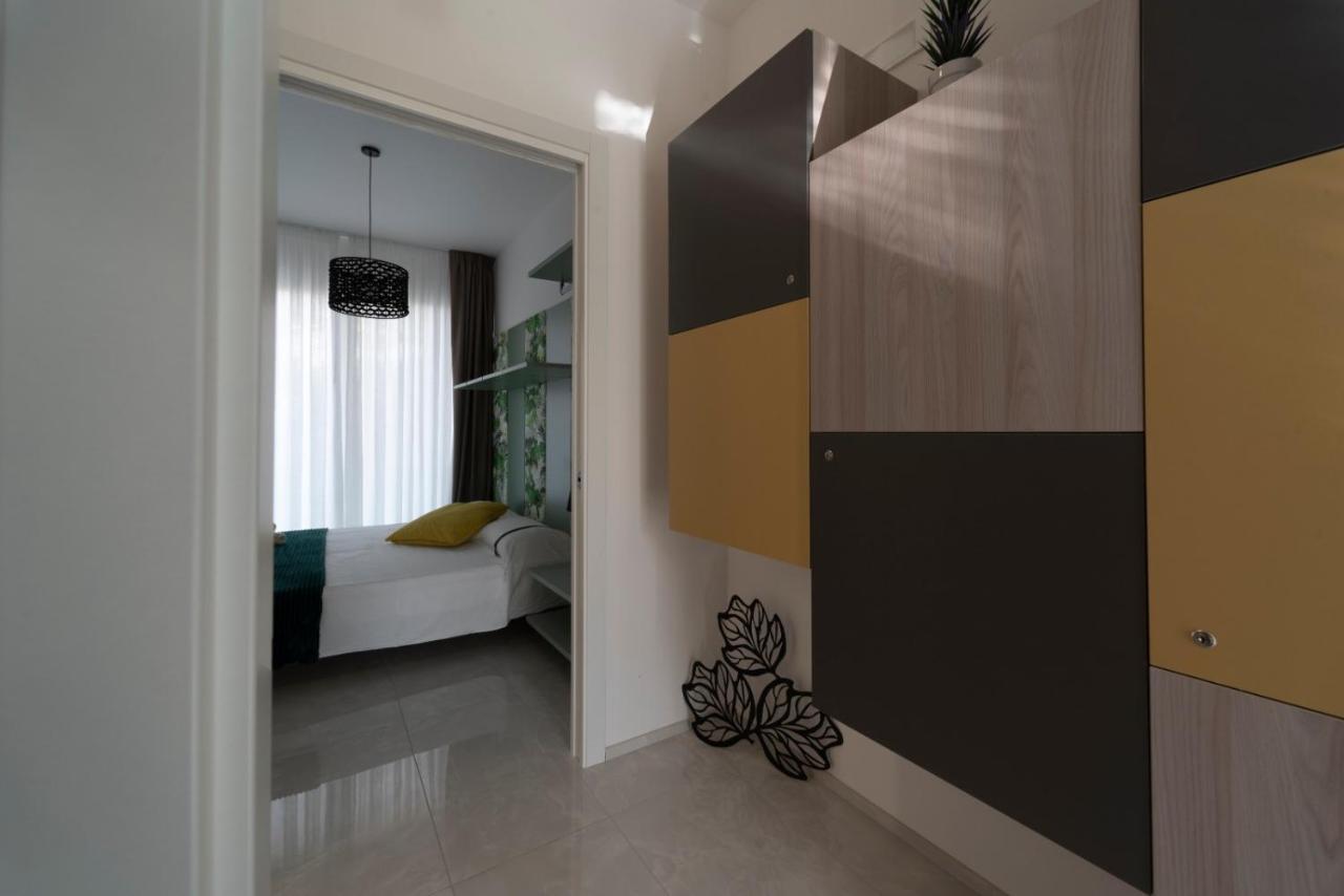 Minerva Luxury Town Center , Pool And Parking Apartment Taormina Luaran gambar