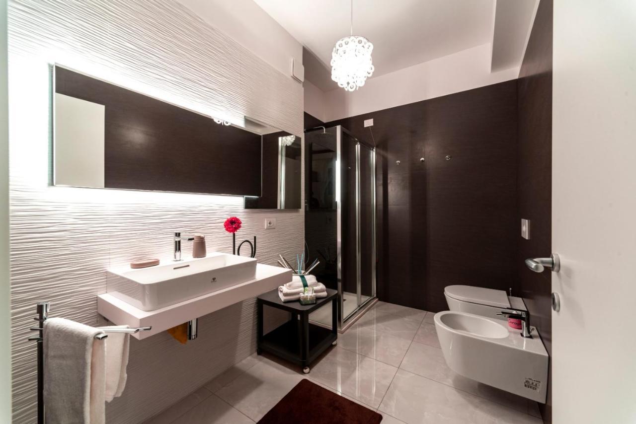 Minerva Luxury Town Center , Pool And Parking Apartment Taormina Luaran gambar